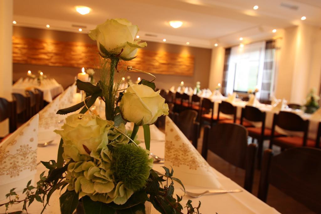 Gasthaus Pension Geimer Plutscheid Luaran gambar