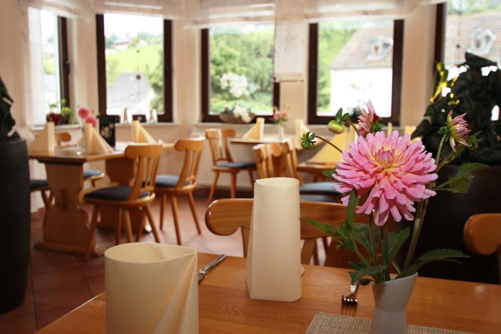 Gasthaus Pension Geimer Plutscheid Luaran gambar