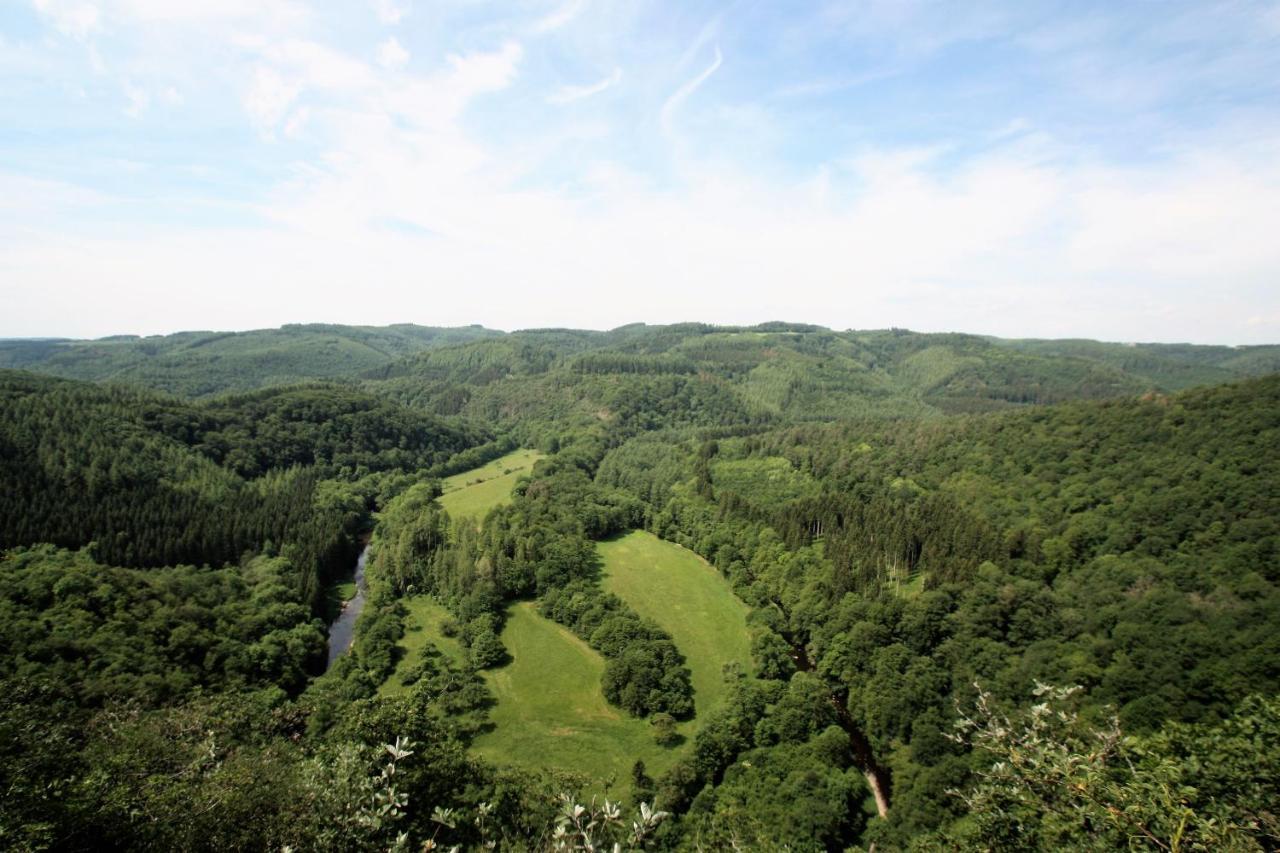 Gasthaus Pension Geimer Plutscheid Luaran gambar